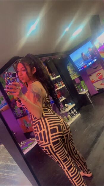 Prettymammiiiii image