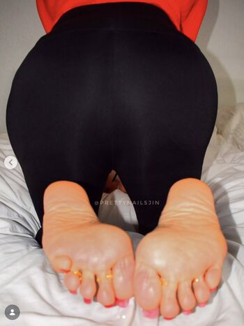 Prettynailsjin image