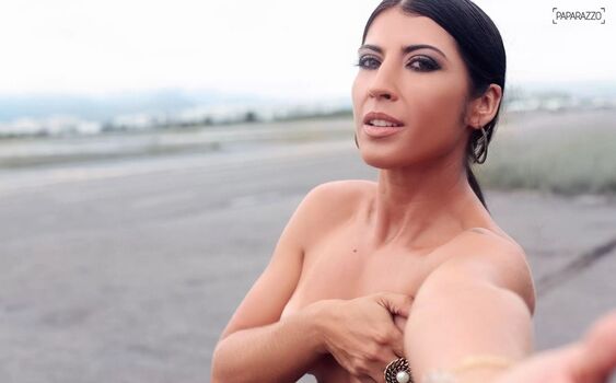 Priscila pires image