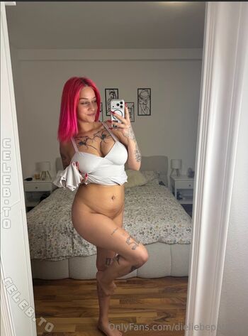 Punkypatriciaaa image