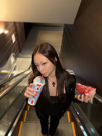 Queensashaxo image