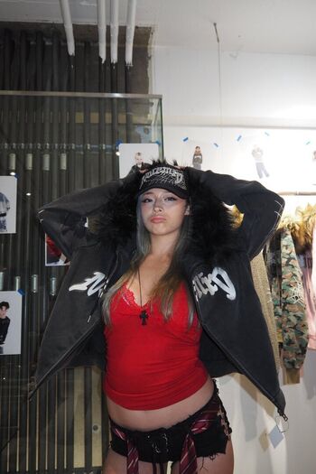 Queensashaxo image