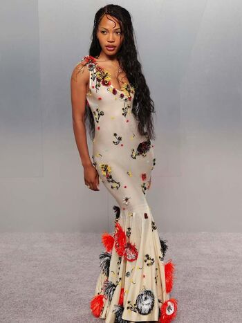 Quenlin blackwell 1 image