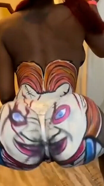 Quinnwiththetwinn image