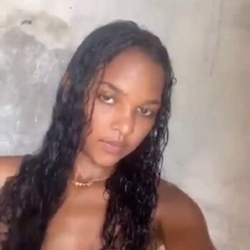 &Quot;Quem É Essa&Quot; Pesquise Nomes Aqui.