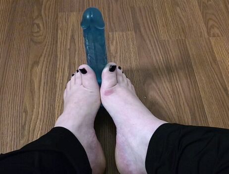 R0xiev0nr0uge image