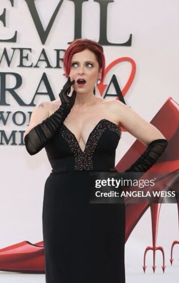 Rachel bloom image