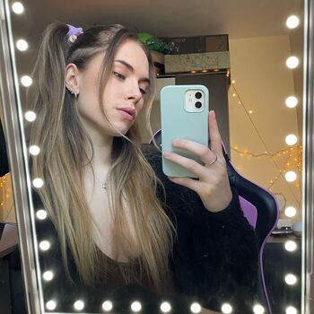 Raine reacts image