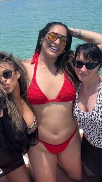 Raquel rodriguez image