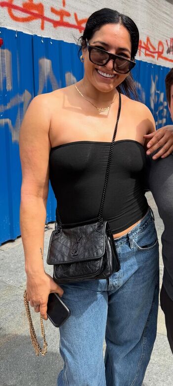 Raquel rodriguez image