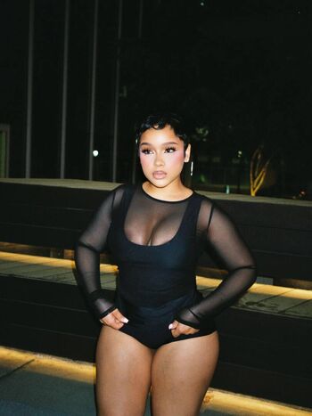 Raven diaz from joselines cabaret image