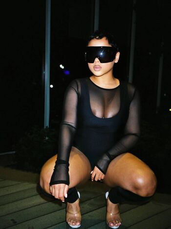 Raven Diaz From Joselines Cabaret