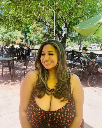 Rayleen image