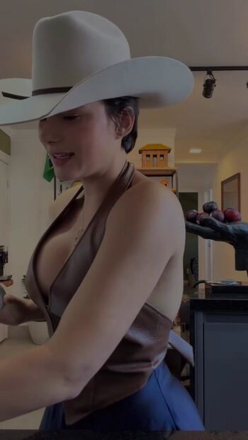 Rebeca nonatto image