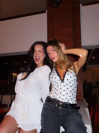 Rebecca parziale image