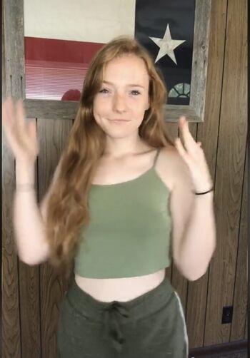 Redheadbarbie94 image