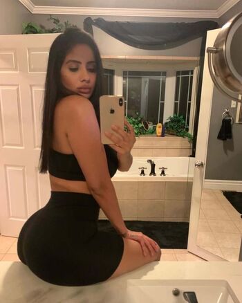 Rere bollywood image