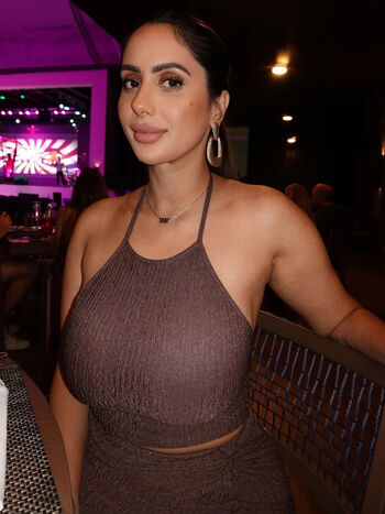 Rere bollywood image