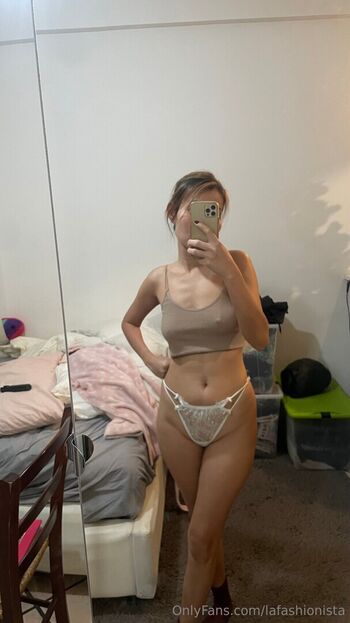 Rhona La Fashionista