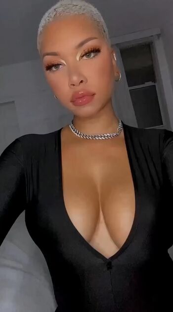 Rio summers instagram model exposed image
