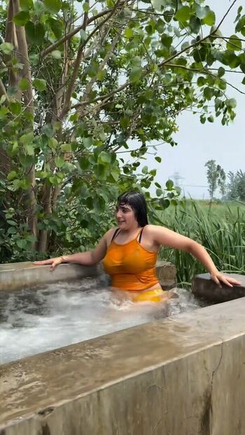 Riya baliyan image