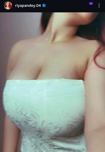 Riya pandey image