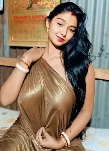 Riya vlogs image