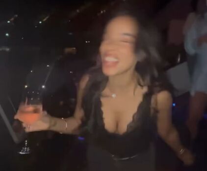 Rochelle humes image
