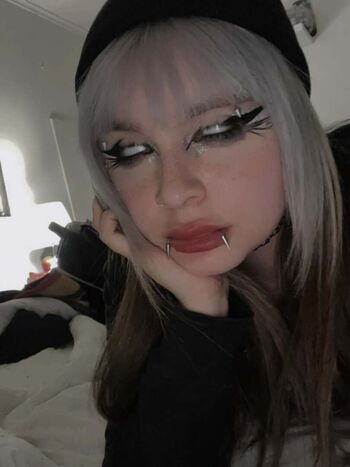 Rogue anastasia image