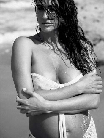 Rona lee shimon image