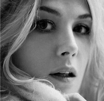 Rosamund pike image
