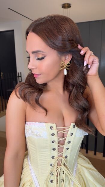Rosanna pansino image