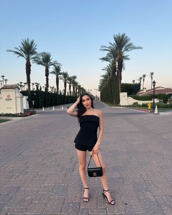 Rose woo page 2 image