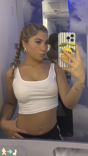 Rosie mcclelland image