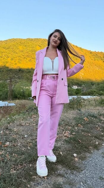 Rossi marinova image