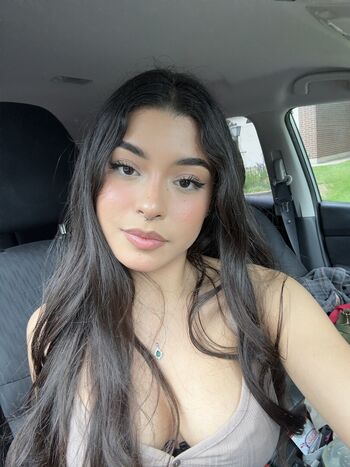 Rosythedime image