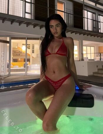 Roxanarosuu image