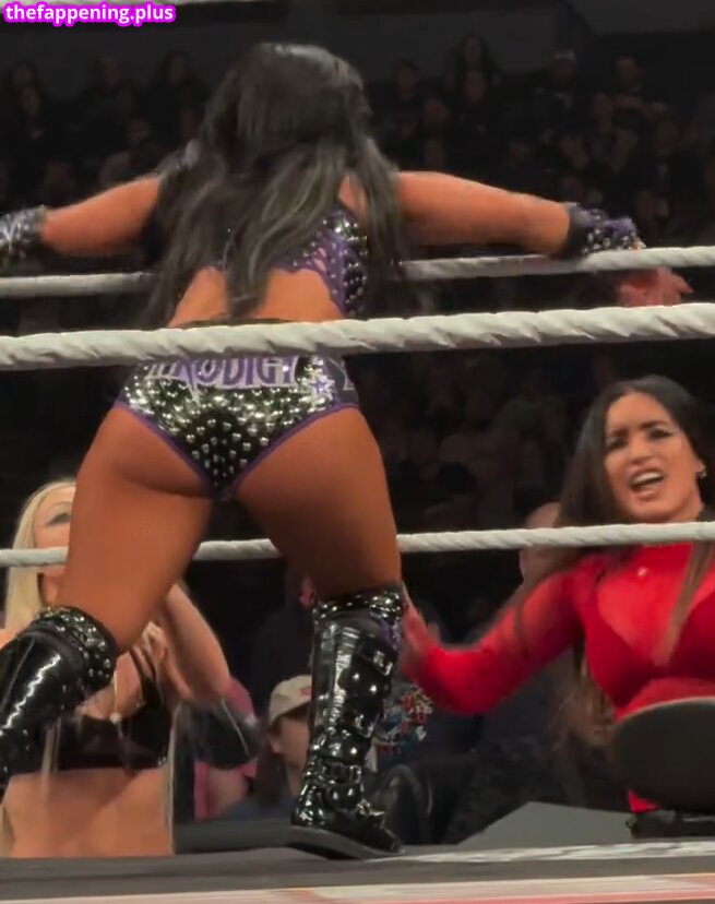 Roxanne Perez/Rok-C - WWE NXT