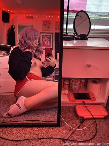 Roxanne rom amber minx image