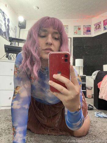 Roxanne rom amber minx image