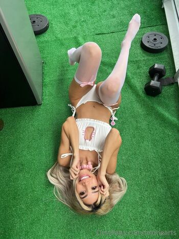 Roxannesims image