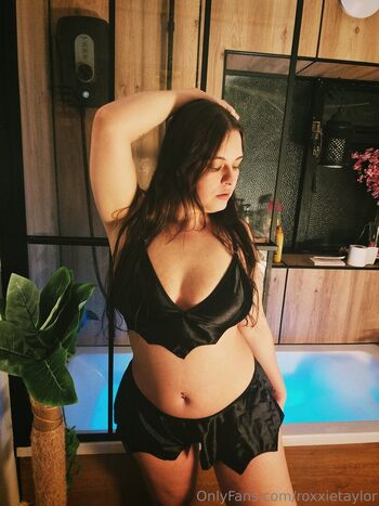roxxietaylor