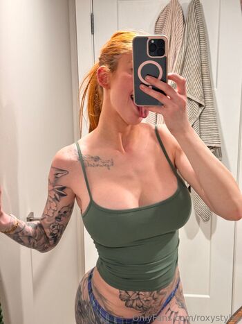 Roxy delani image