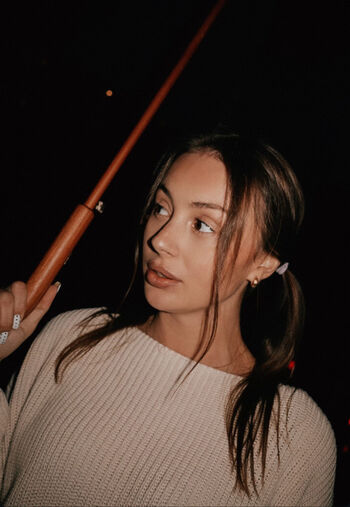 Royalwednesday image