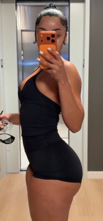 Rubi rose 1 image