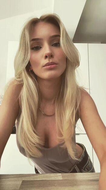 Ruby riley image