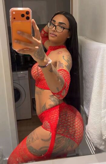 Rutielly zagner image