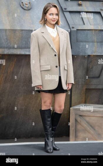 Ryan kiera armstrong image