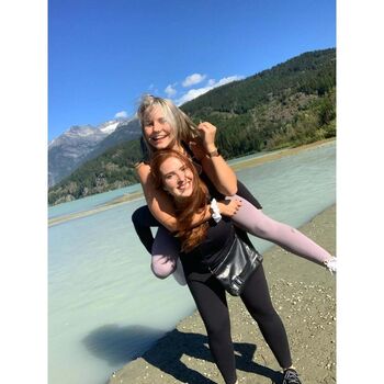 Ryleigh hodgins image