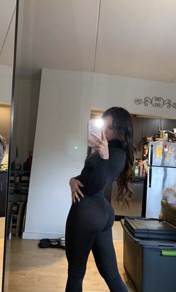 Sabrina carmela image